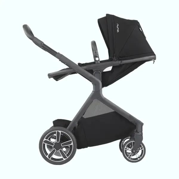 Demi Grow parent facing stroller
